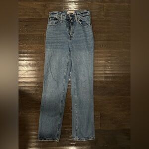 Abercrombie & Fitch 90’s Straight Ultra Rise